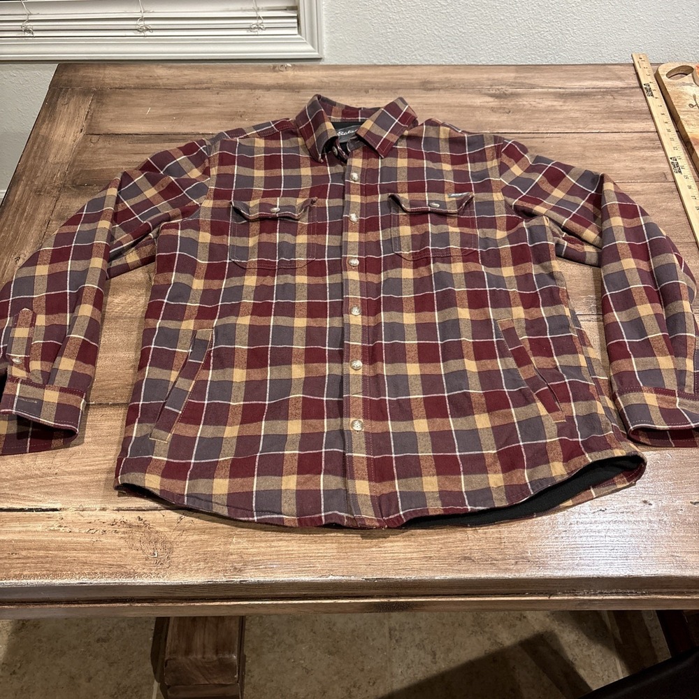 Eddie Bauer Fleece Lined Flannel Shirt Jacket  Red Gray Shacket Men's L